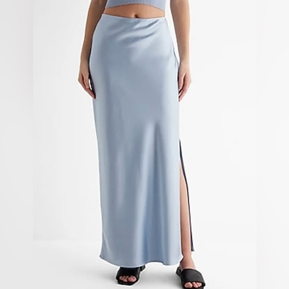NWT Express High Waisted Satin Side Slit Maxi Skirt Size Medium